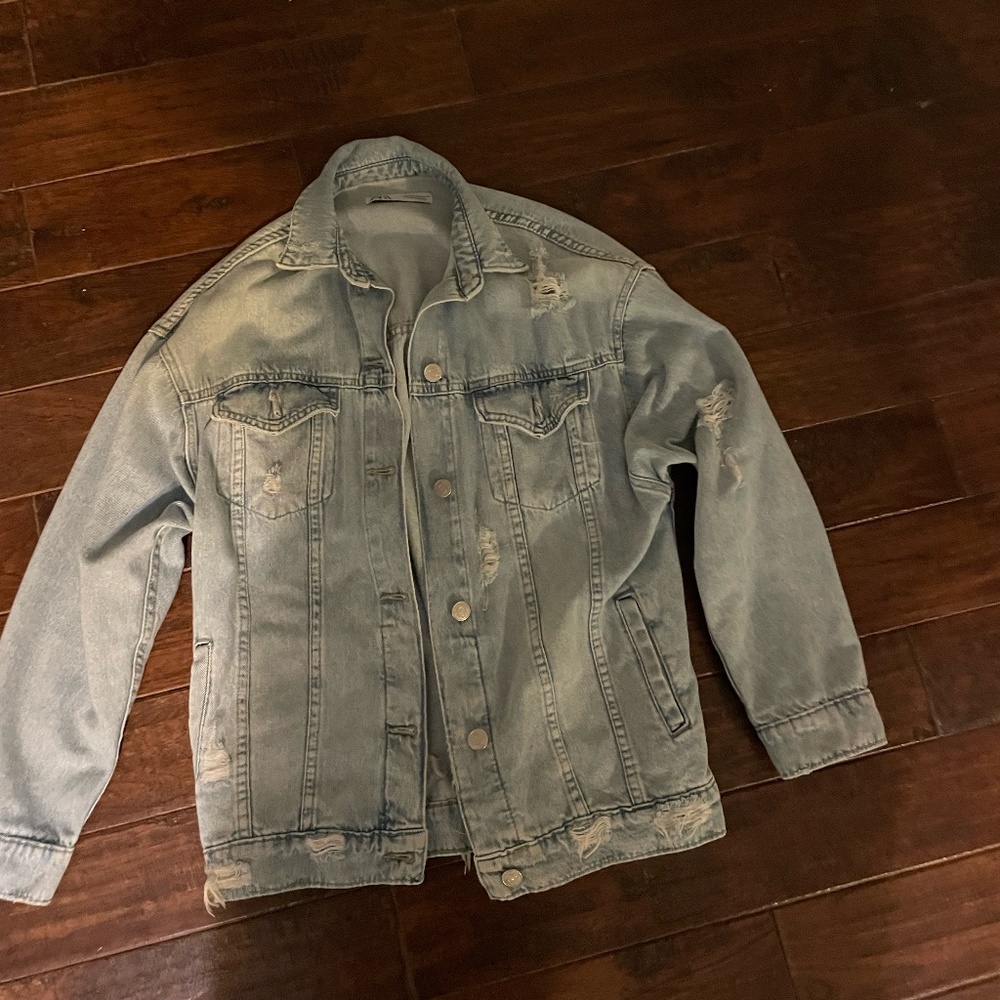 ZARA OVERSIZED DISTRESSED DENIM JACKET